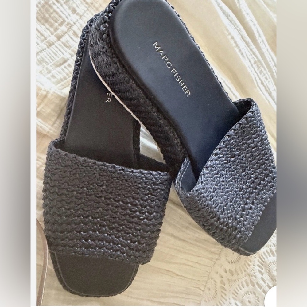 Marc Fisher PAIS Navy Blue Eva Raffia Slide Sandal Sz 10 slip on wedge platform